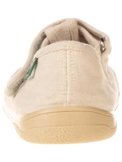 Ballerina's beige