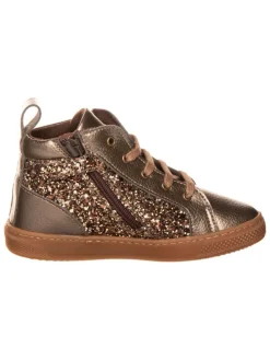 Sneakers bruin