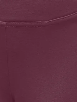 Uitlopende legging